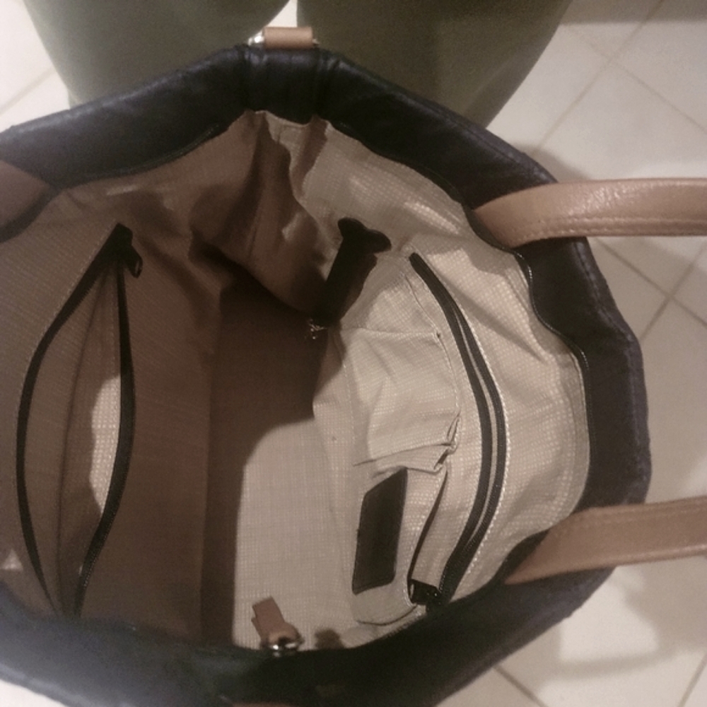 PURSE - Picture 4 of 4